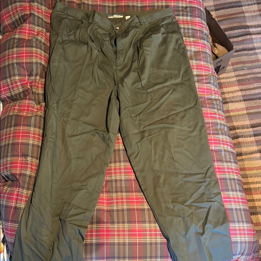 Old Navy Green Chinos Relaxed Fit Cotton